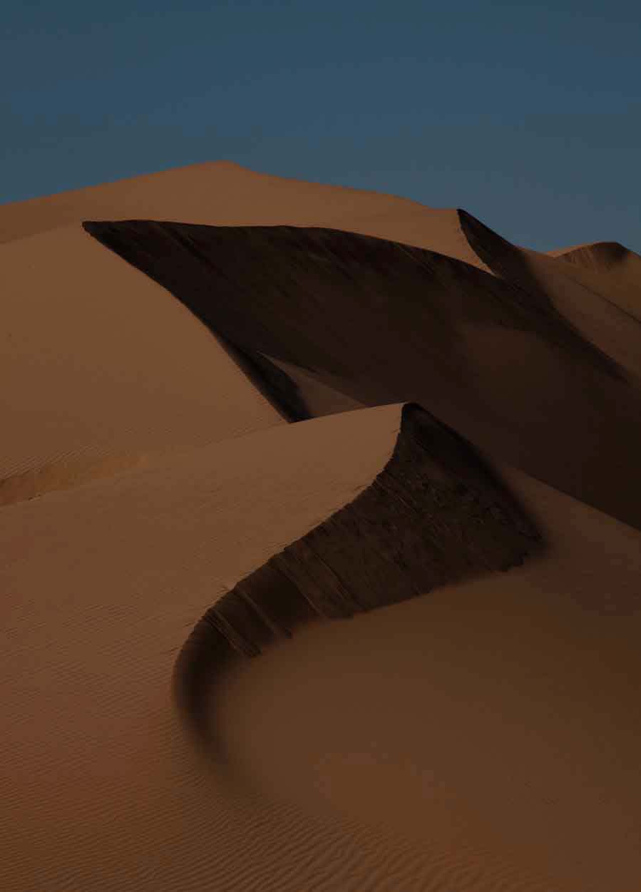 Imperial Sand Dunes (a.k.a., Glamis Dunes or Algodones Dunes) in the southern California desert