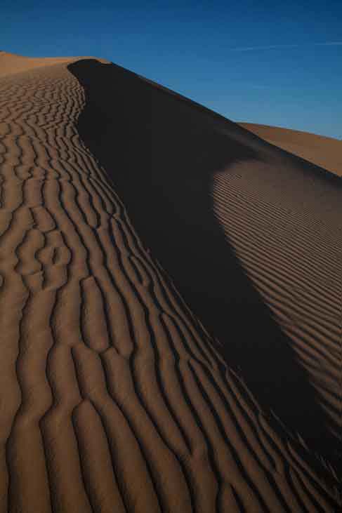 Imperial Sand Dunes (a.k.a., Glamis Dunes or Algodones Dunes) in the southern California desert